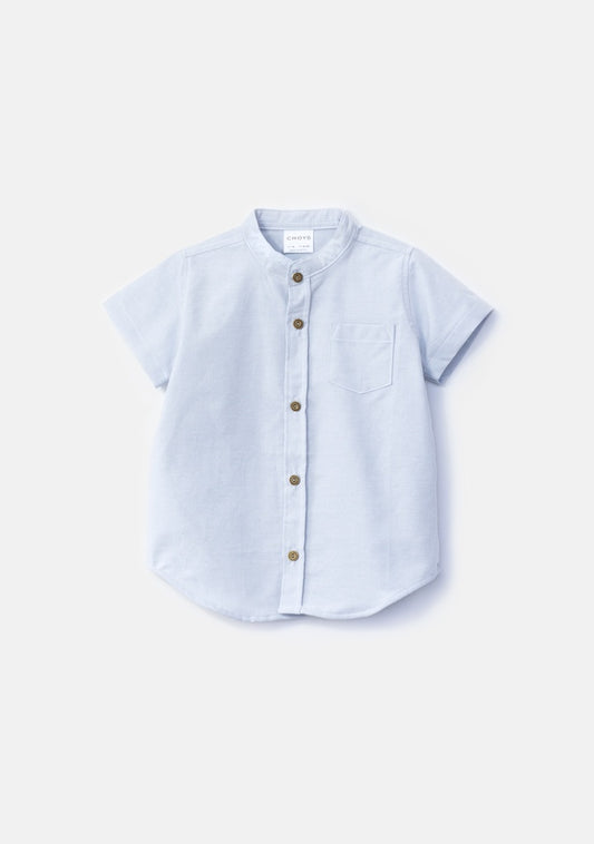 Camisa de niño azul botones