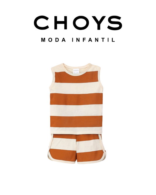 conjunto beige líneas café