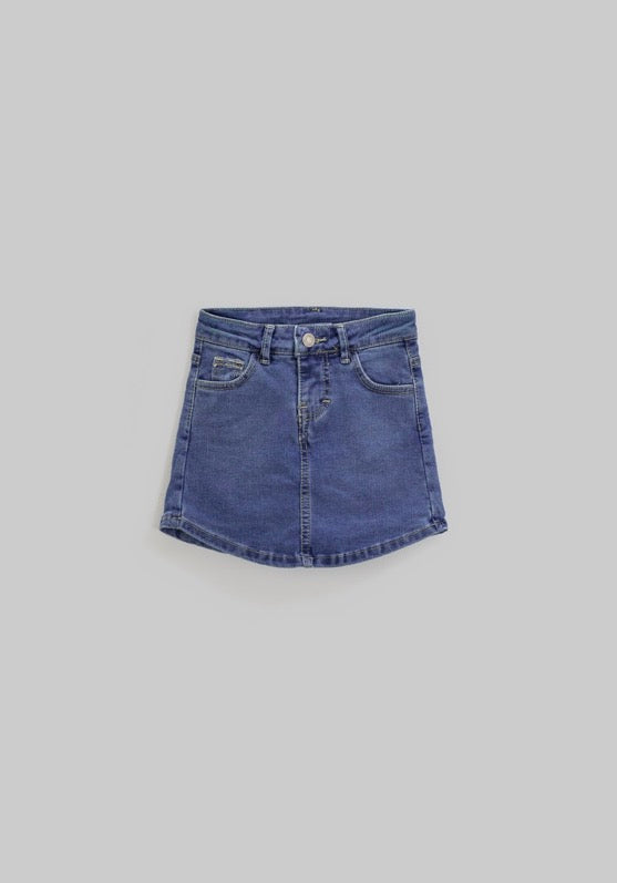 short falda azul fuerte